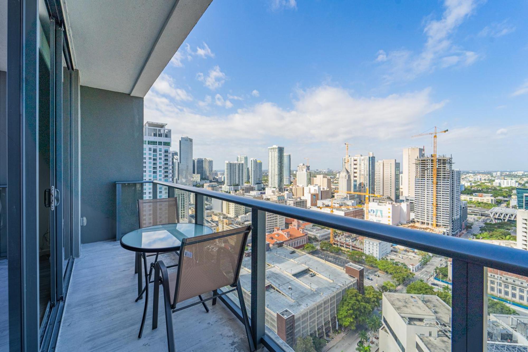Tr Miami 2 Bedroom, 1 Bedroom, And Studio Condos With Balconies Eksteriør bilde